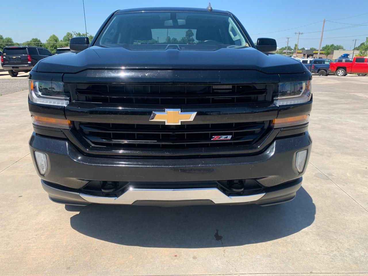 Chevrolet Silverado 1500 4WD Crew Cab 143.5" LT w/2LT 2018