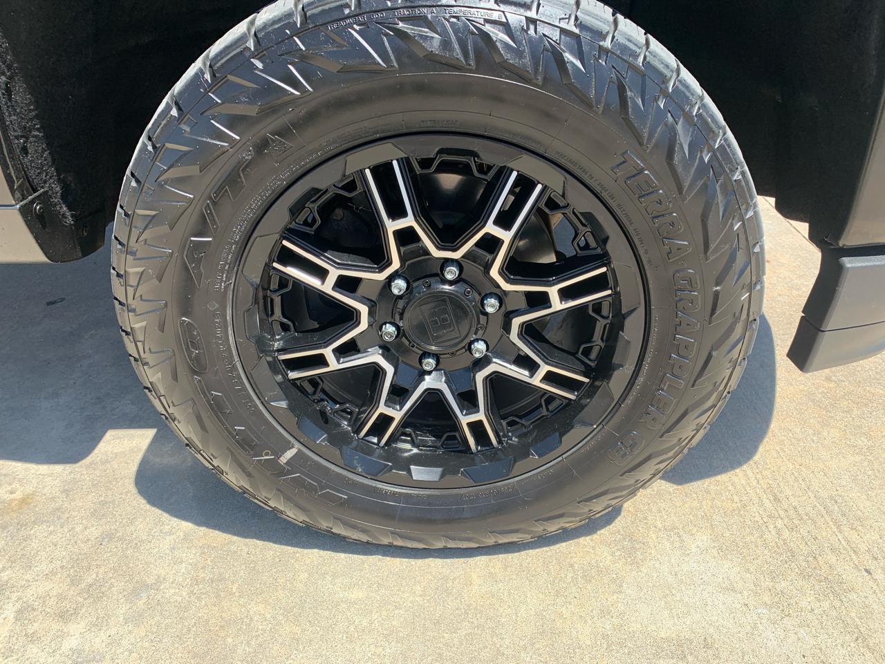 Chevrolet Silverado 1500 4WD Crew Cab 143.5" LT w/2LT 2018