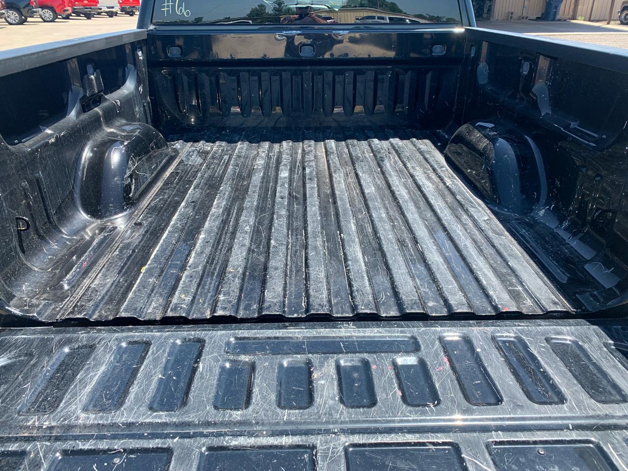 Chevrolet Silverado 1500 4WD Crew Cab 143.5" LT w/2LT 2018