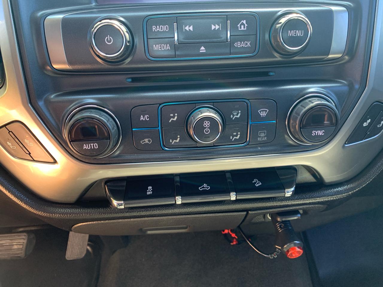 Chevrolet Silverado 1500 4WD Crew Cab 143.5" LT w/2LT 2018