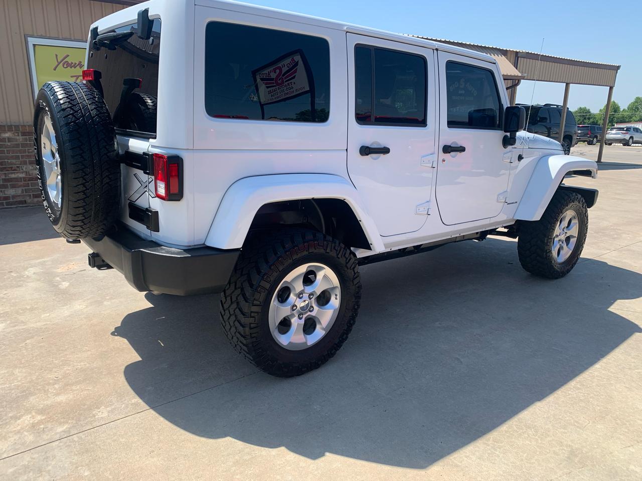 Jeep Wrangler Sahara  2015