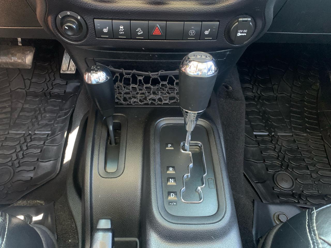 Jeep Wrangler Sahara  2015