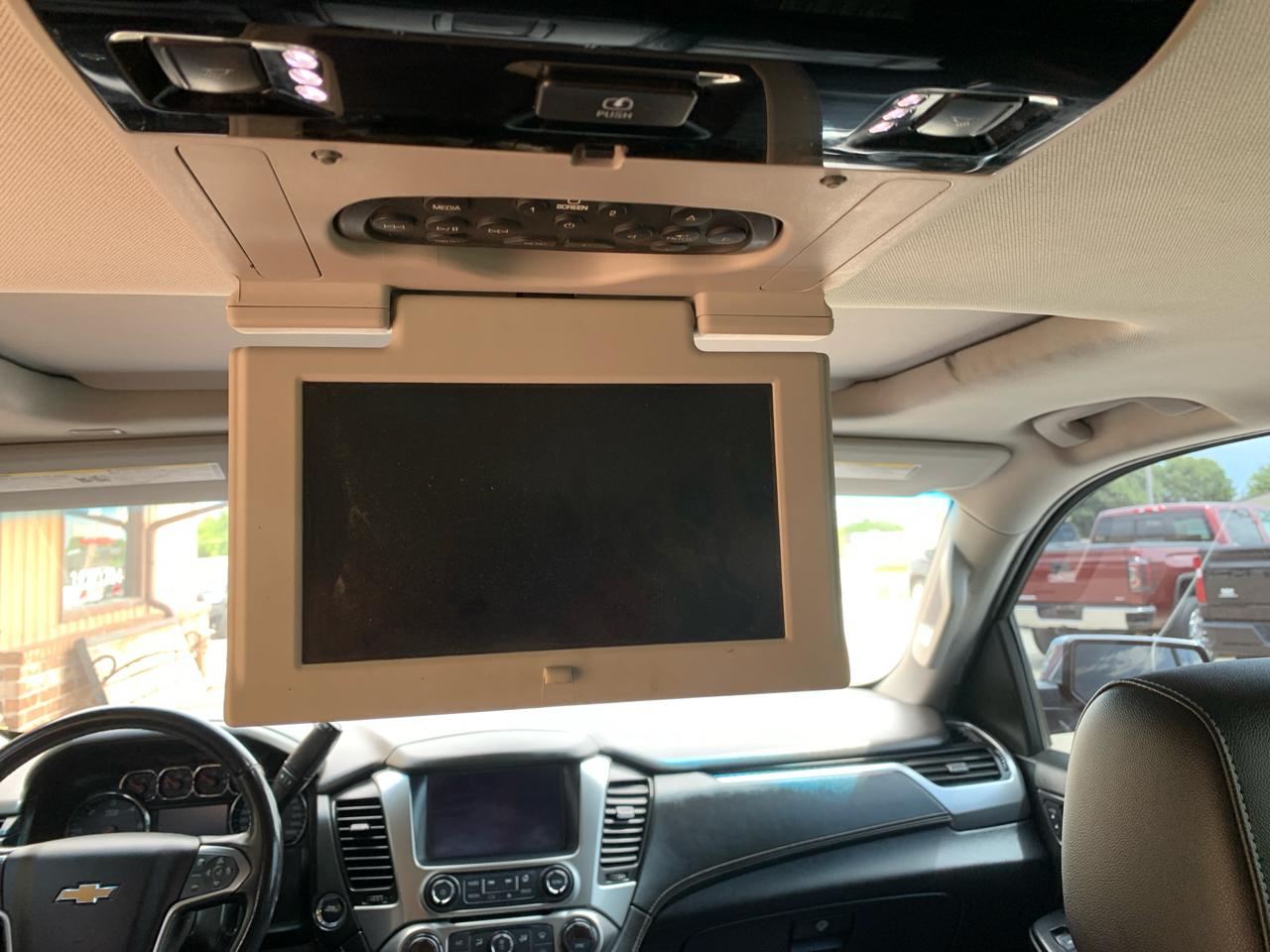 Chevrolet Suburban 4WD 4dr 1500 Premier 2018
