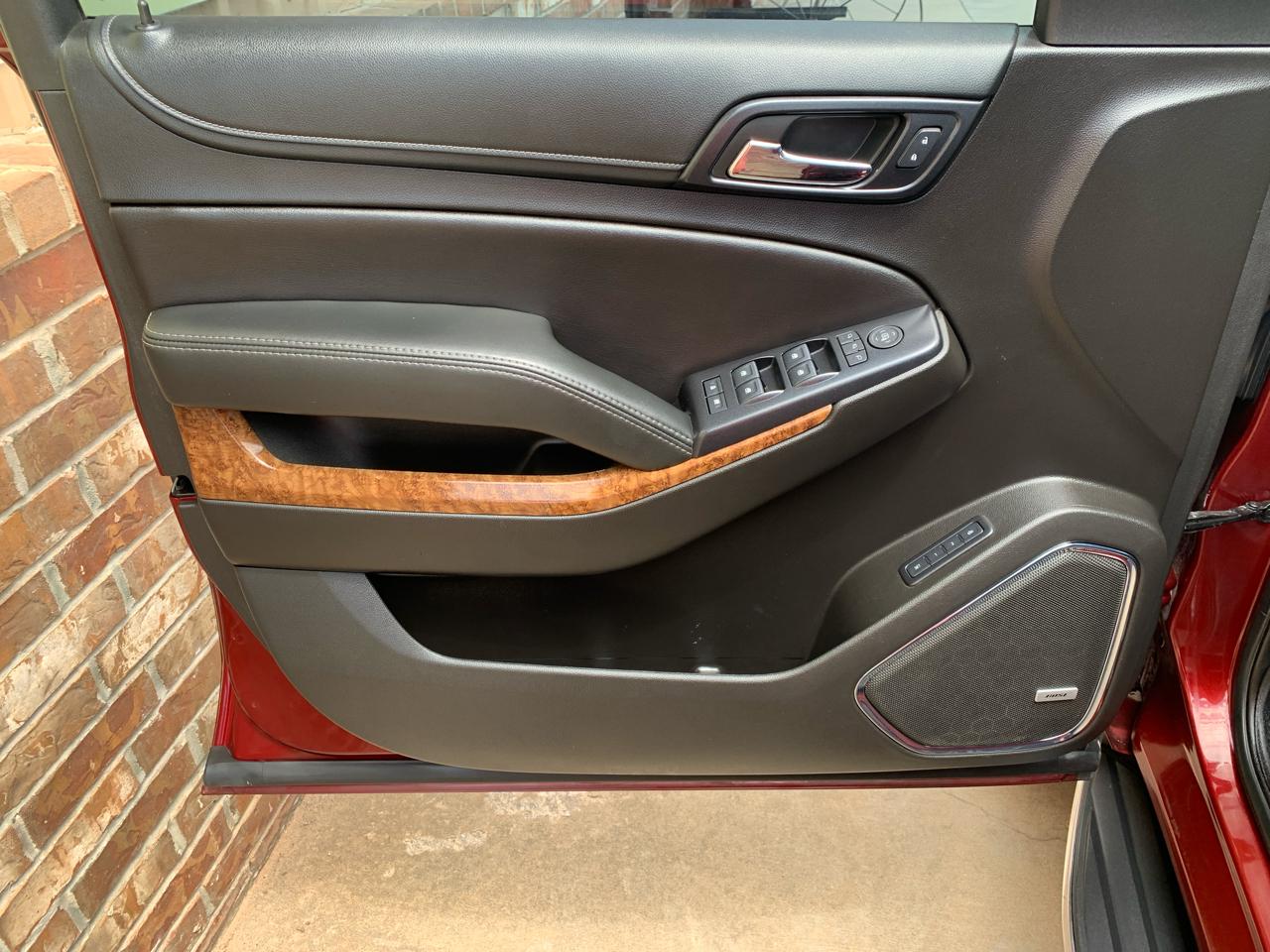 Chevrolet Suburban 4WD 4dr 1500 Premier 2018