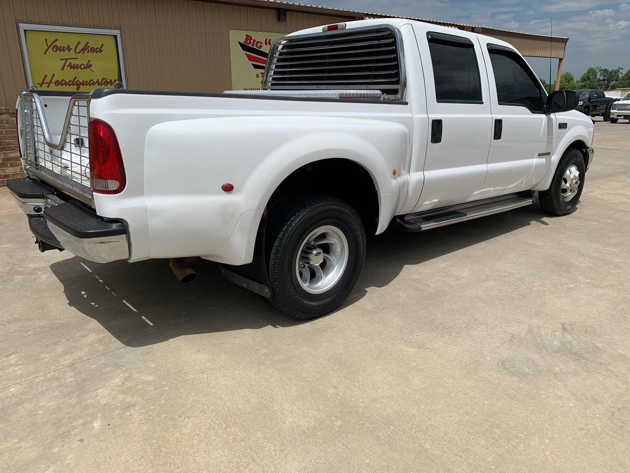 Ford Super Duty F-350 DRW Crew Cab 156" Lariat 2001