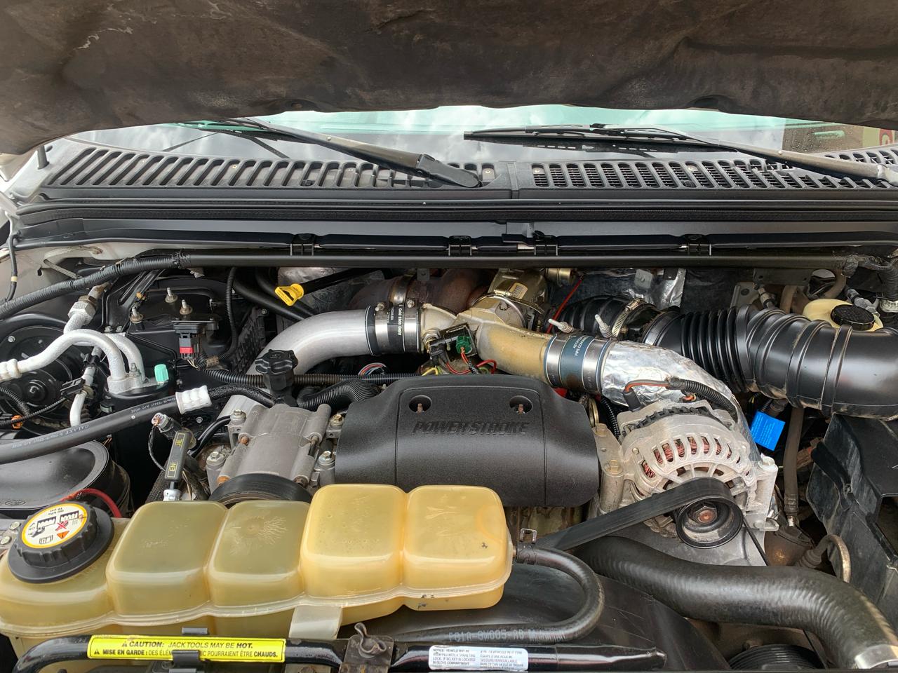 Ford Super Duty F-350 DRW Crew Cab 156" Lariat 2001