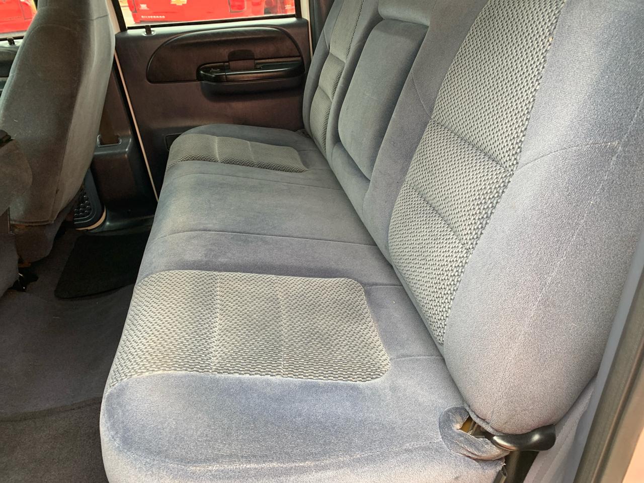 Ford Super Duty F-350 DRW Crew Cab 156" Lariat 2001