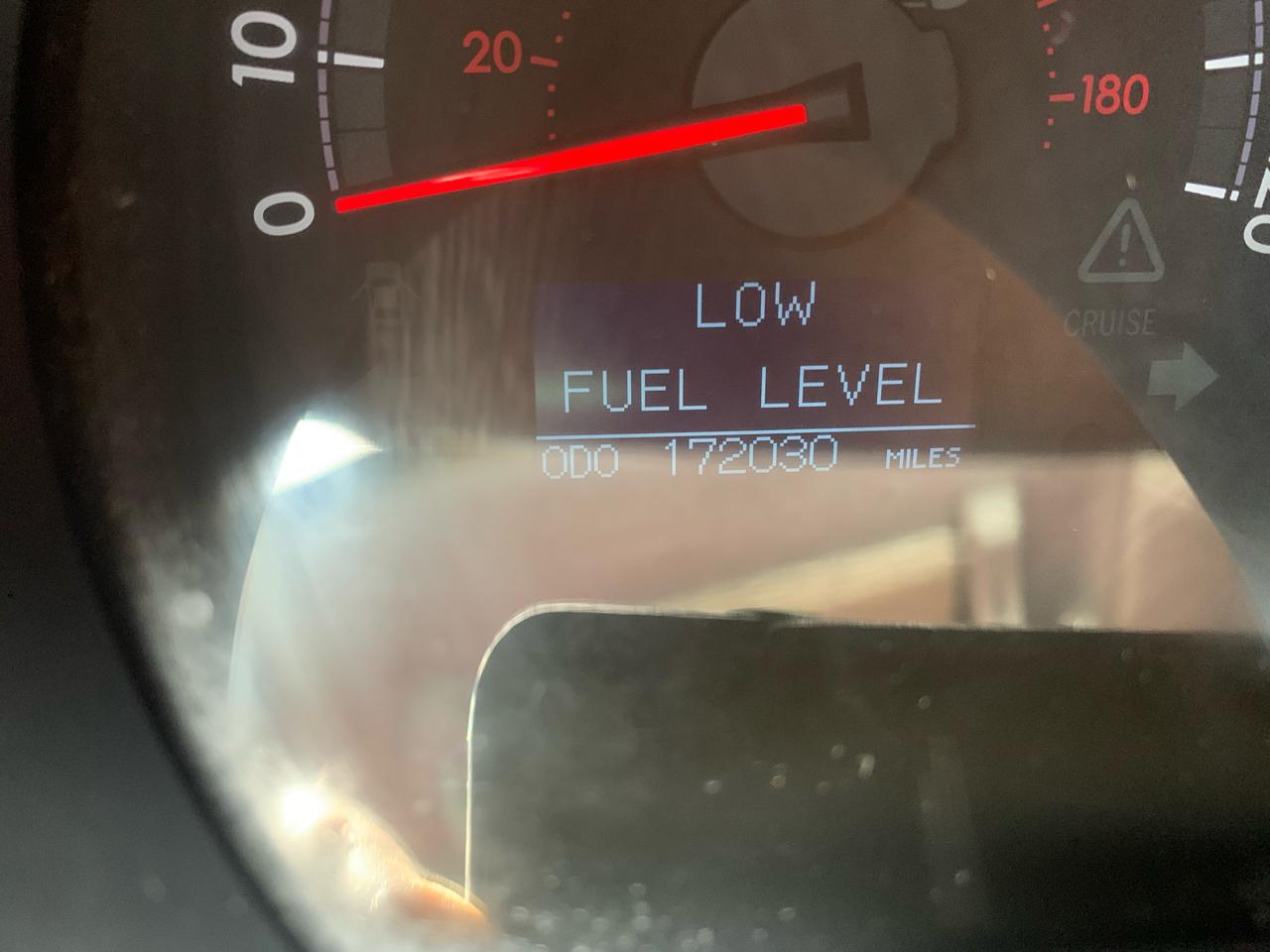 Toyota Tundra 4WD Truck CrewMax 5.7L FFV V8 6-Spd AT LTD (Natl) 2011