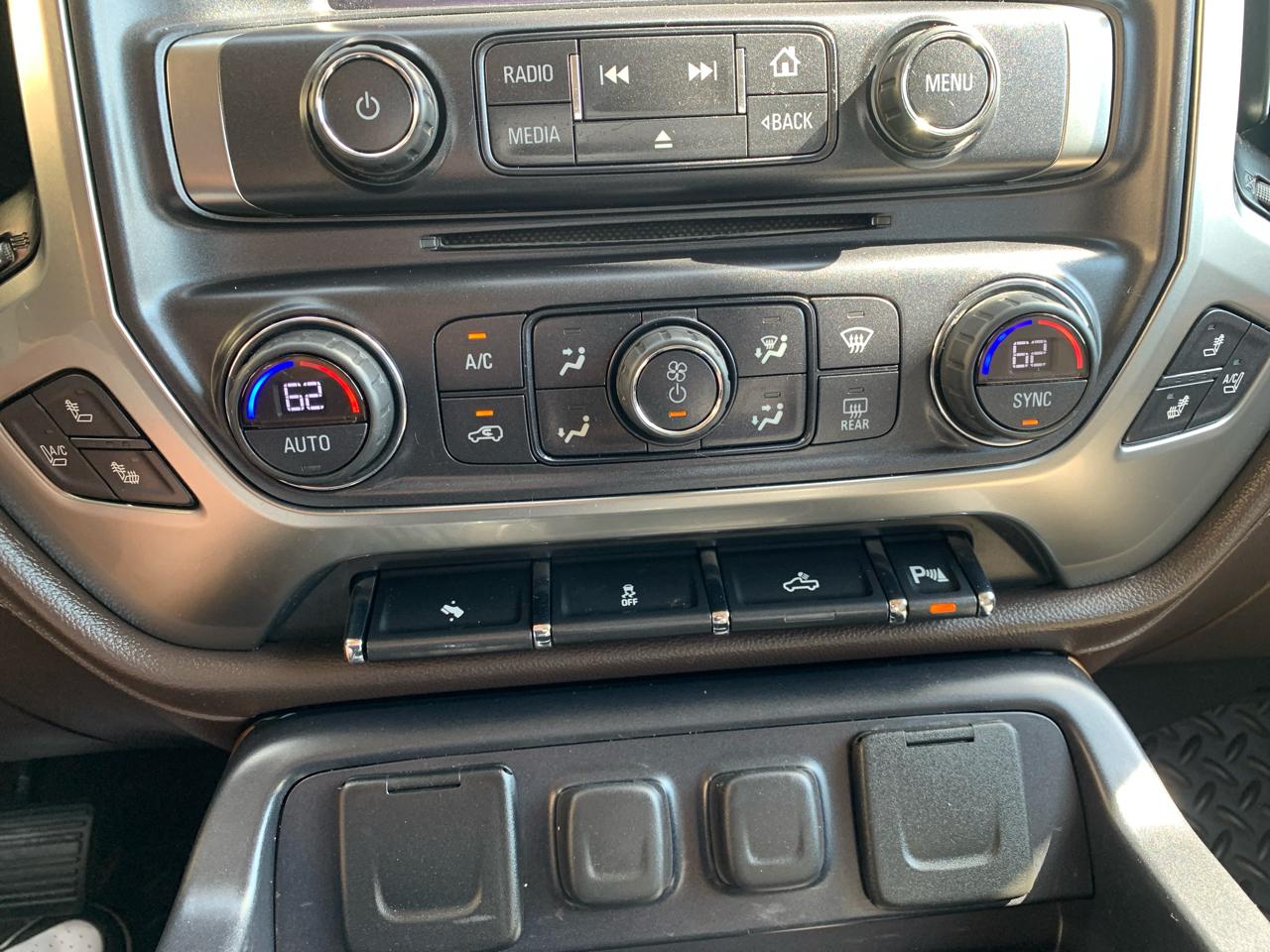 Chevrolet Silverado 1500 2WD Crew Cab 143.5" LTZ w/1LZ 2014