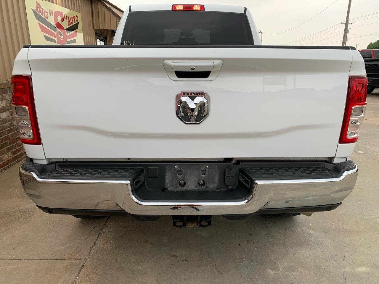 RAM 2500 Big Horn 4x4 Crew Cab 6'4" Box 2021