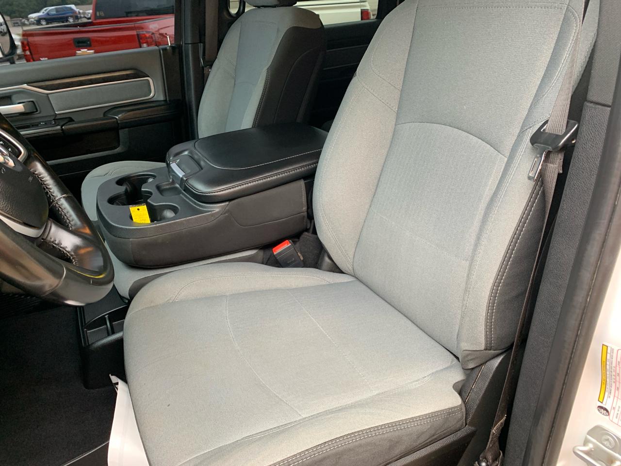 RAM 2500 Big Horn 4x4 Crew Cab 6'4" Box 2021