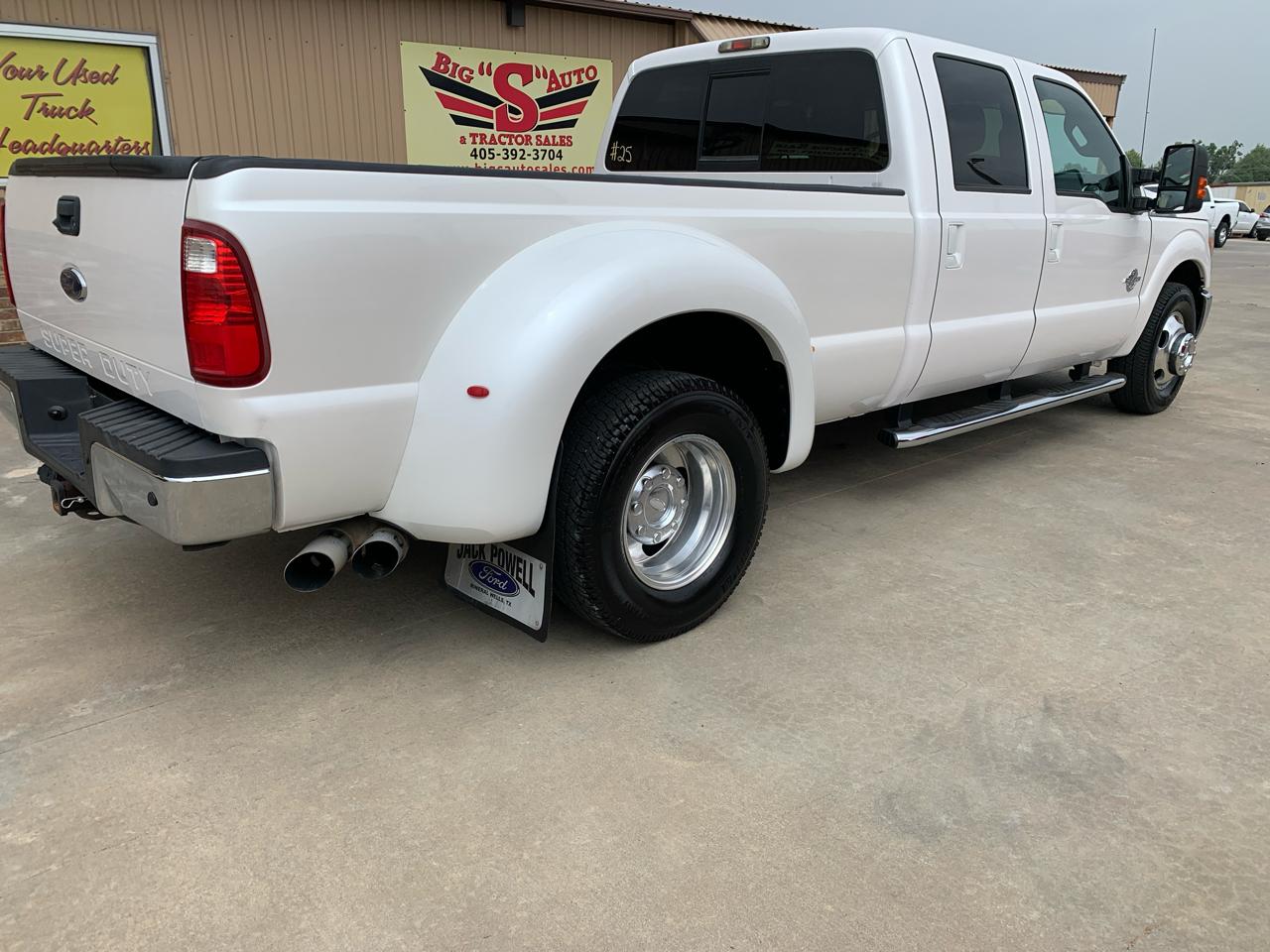 Ford Super Duty F-350 DRW 2WD Crew Cab 172" Lariat 2011