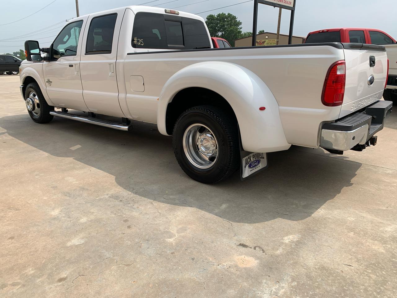 Ford Super Duty F-350 DRW 2WD Crew Cab 172" Lariat 2011
