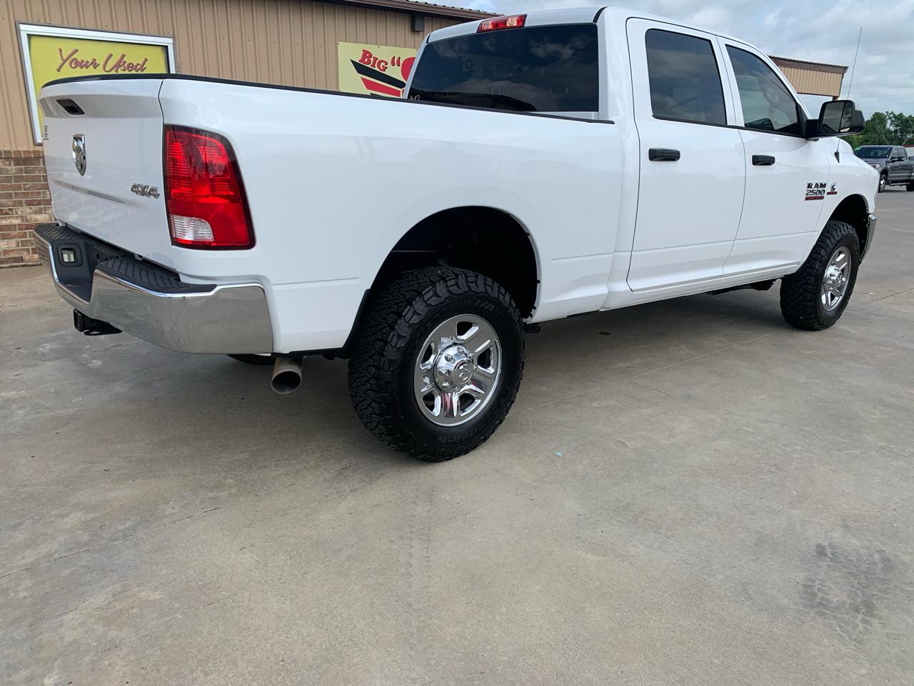 RAM 2500 Tradesman 4x4 Crew Cab 6'4" Box 2018