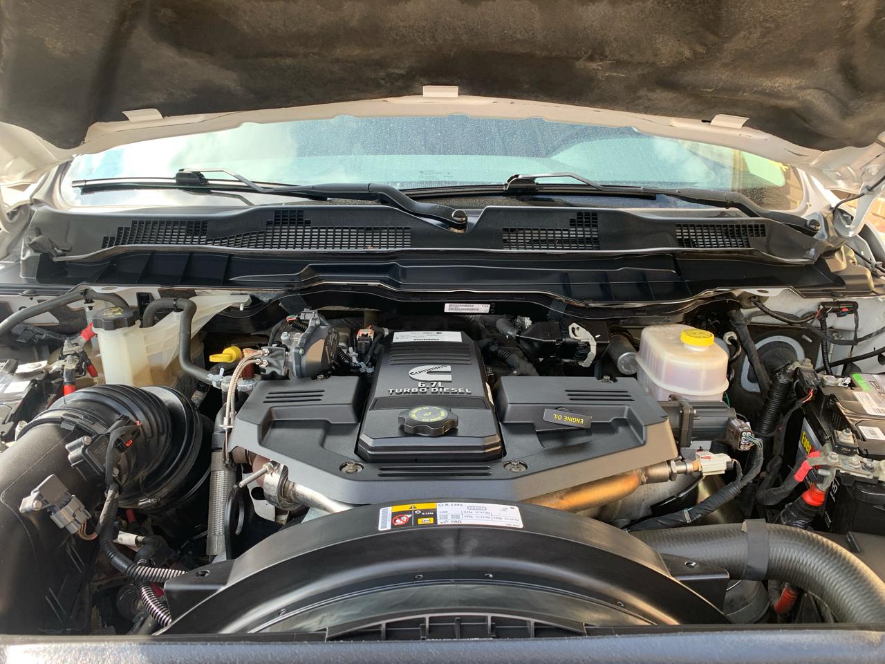 RAM 2500 Tradesman 4x4 Crew Cab 6'4" Box 2018