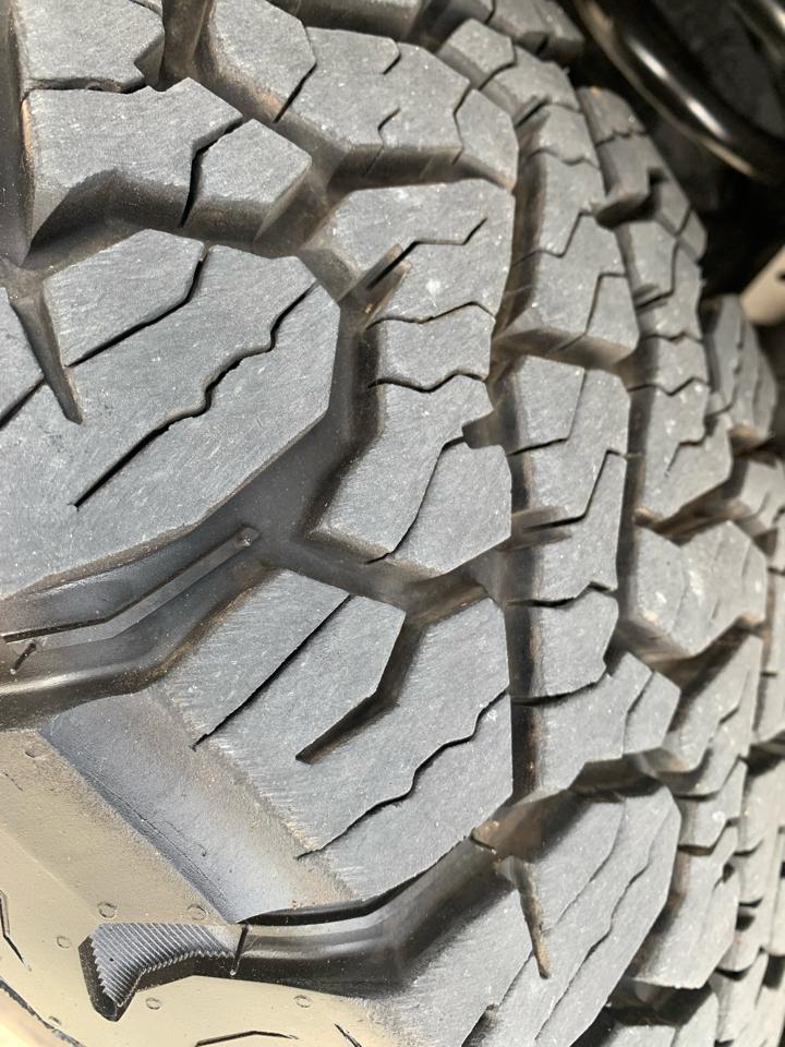 RAM 2500 Tradesman 4x4 Crew Cab 6'4" Box 2018