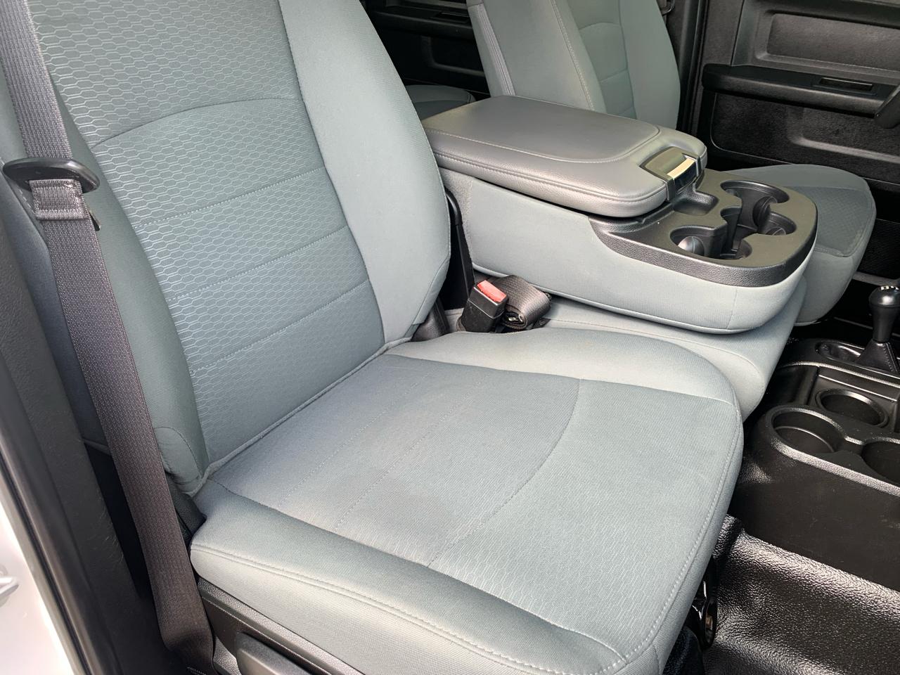 RAM 2500 Tradesman 4x4 Crew Cab 6'4" Box 2018