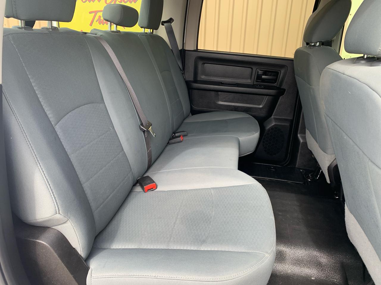 RAM 2500 Tradesman 4x4 Crew Cab 6'4" Box 2018