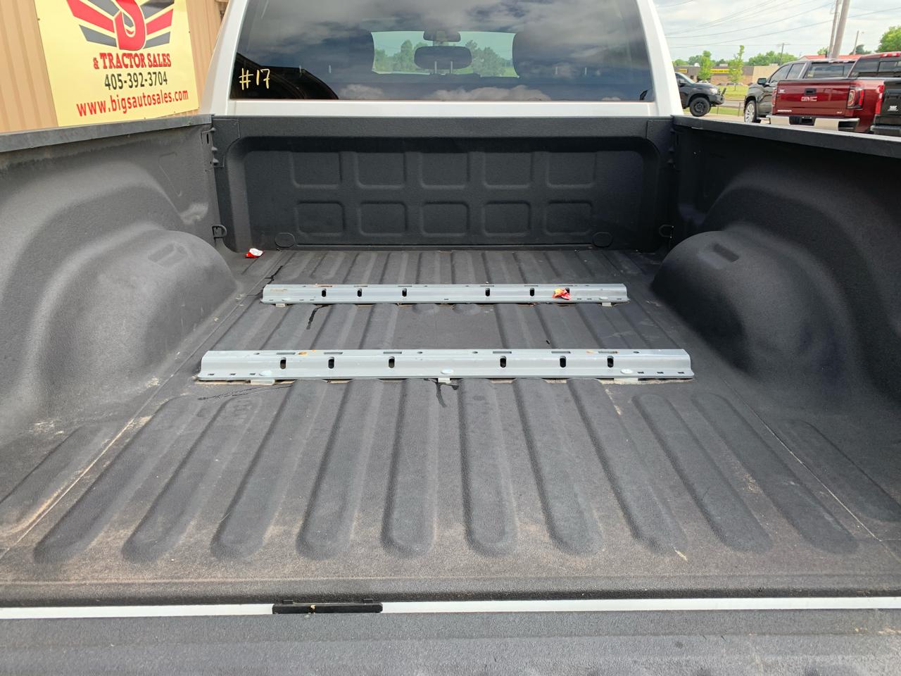 RAM 2500 Tradesman 4x4 Crew Cab 6'4" Box 2018