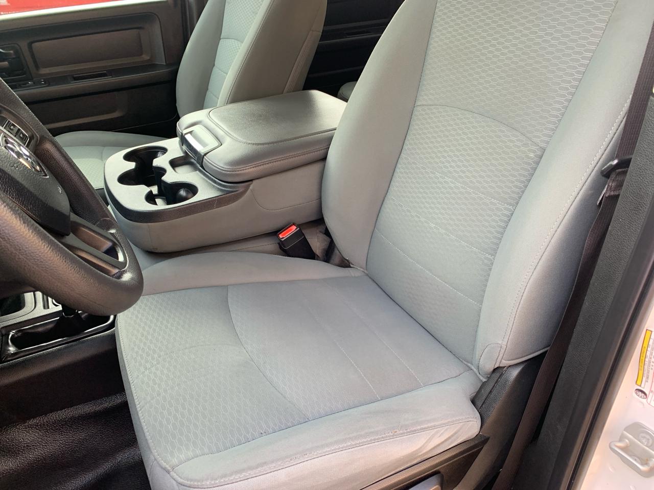 RAM 2500 Tradesman 4x4 Crew Cab 6'4" Box 2018