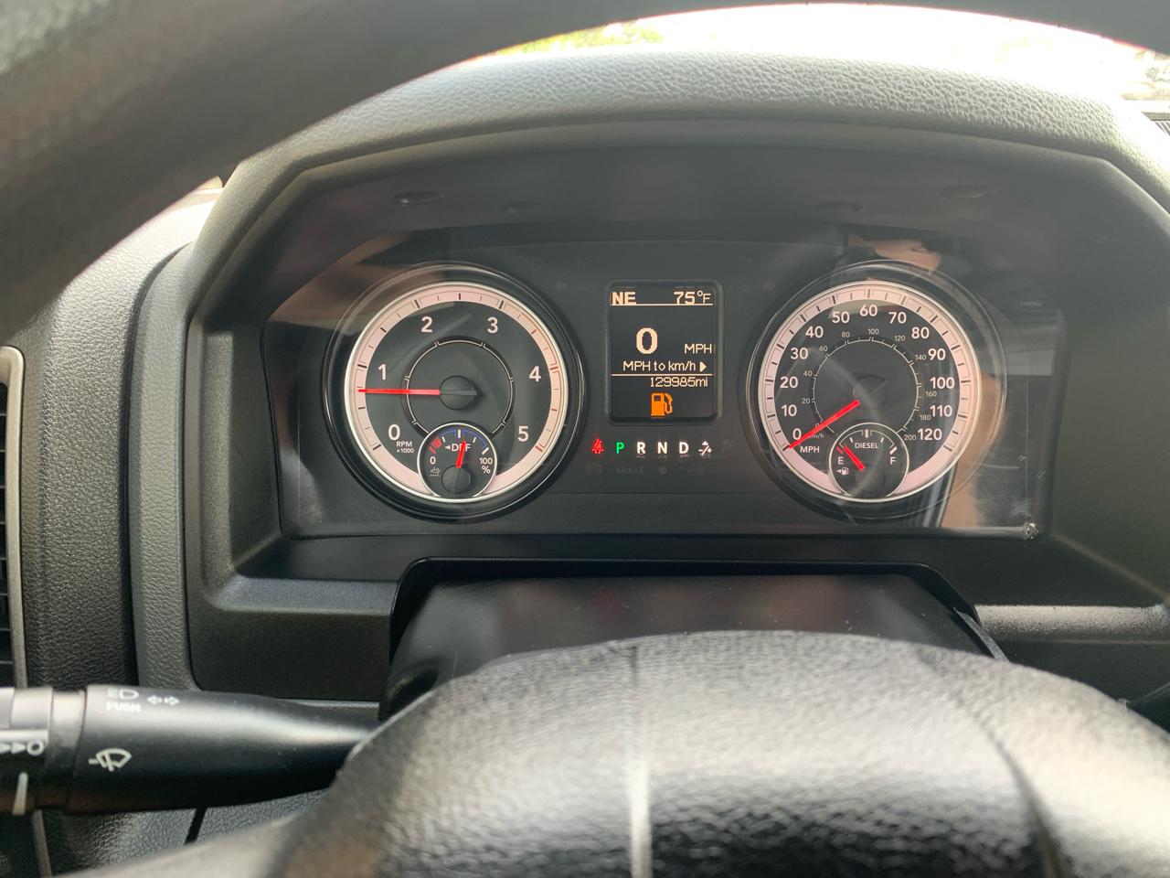 RAM 2500 Tradesman 4x4 Crew Cab 6'4" Box 2018