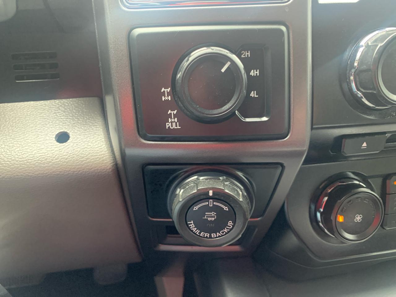 Ford F-150 4WD SuperCrew 139" XLT 2016