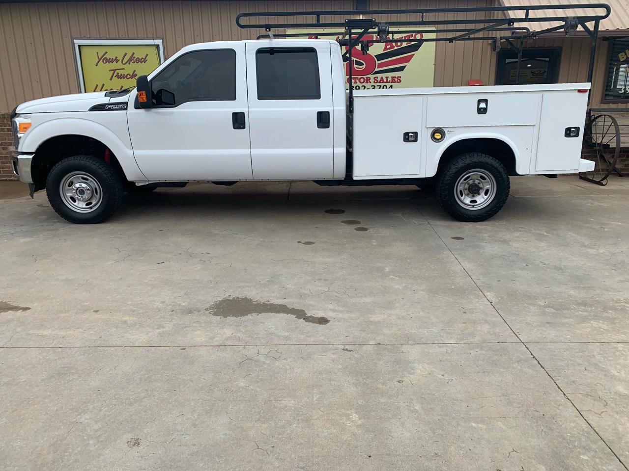 Ford Super Duty F-250 SRW 4WD Crew Cab 172" XL 2016