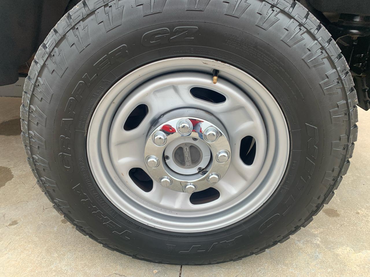 Ford Super Duty F-250 SRW 4WD Crew Cab 172" XL 2016