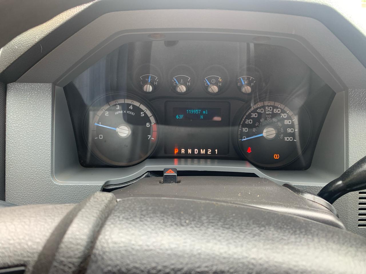 Ford Super Duty F-250 SRW 4WD Crew Cab 172" XL 2016