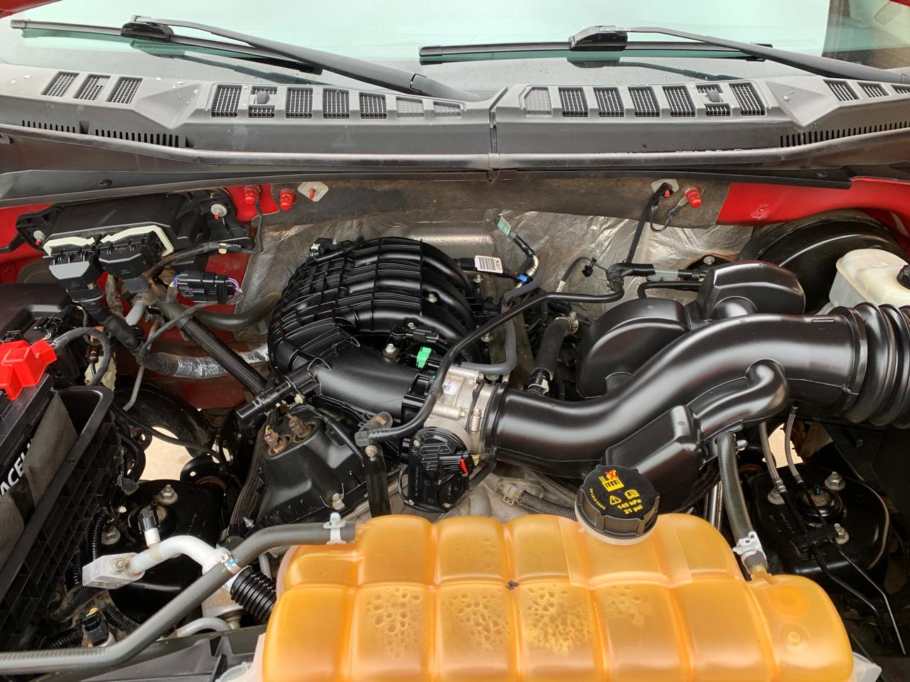 Ford F-150 2WD SuperCab 145" XLT 2015