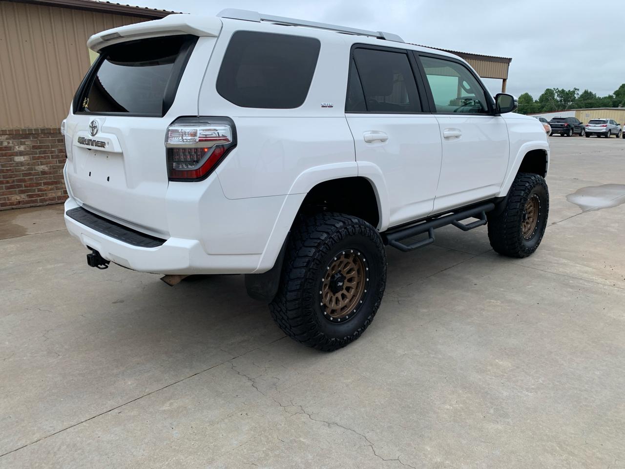Toyota 4Runner SR5 Premium 4D SUV 4WD V6 2018