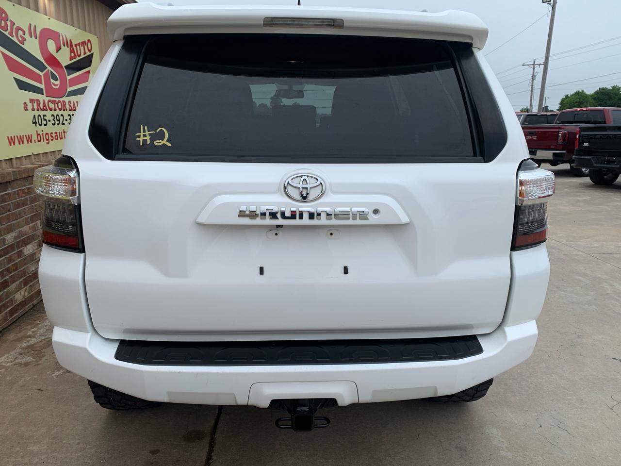 Toyota 4Runner SR5 Premium 4D SUV 4WD V6 2018