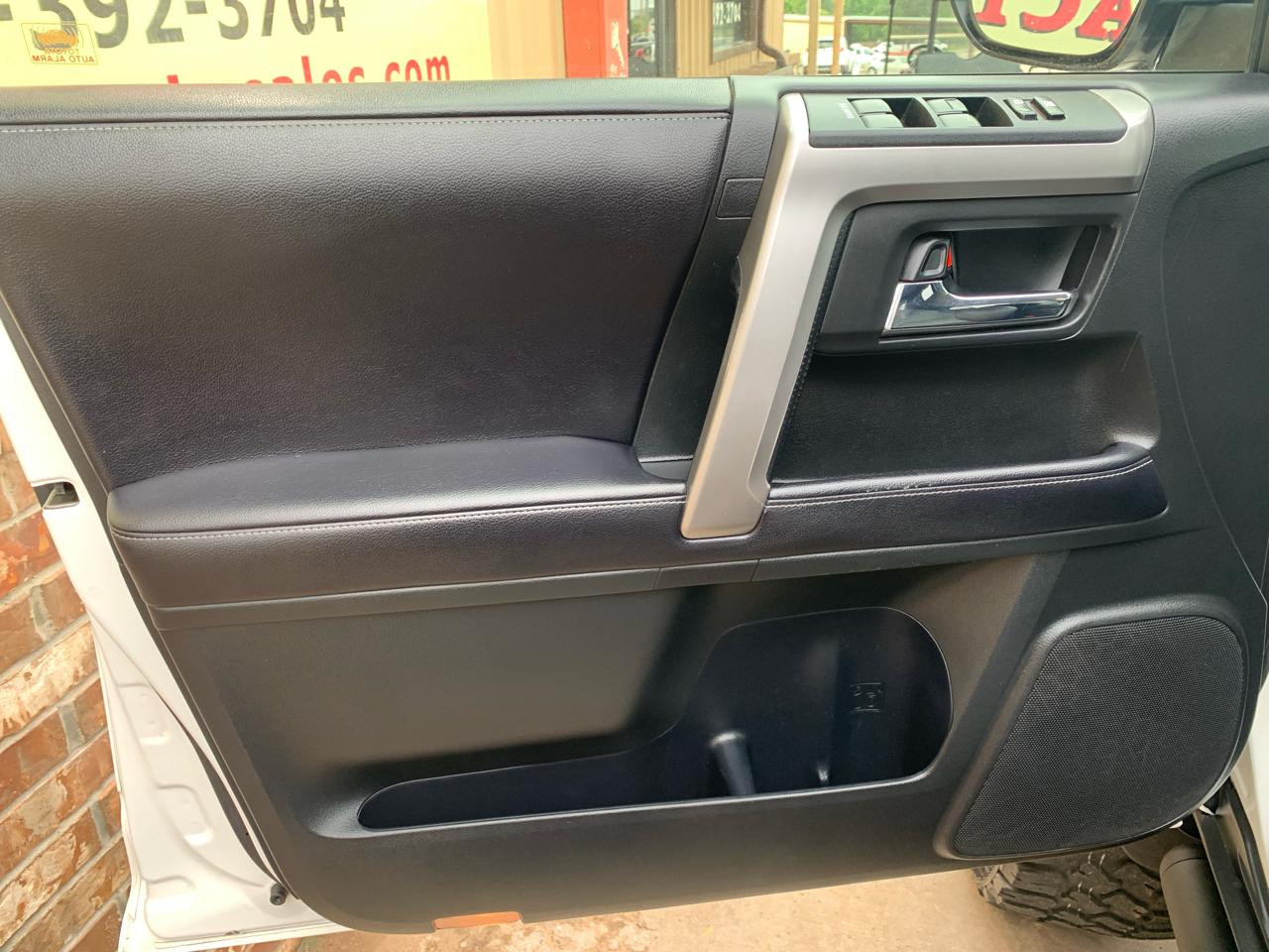 Toyota 4Runner SR5 Premium 4D SUV 4WD V6 2018