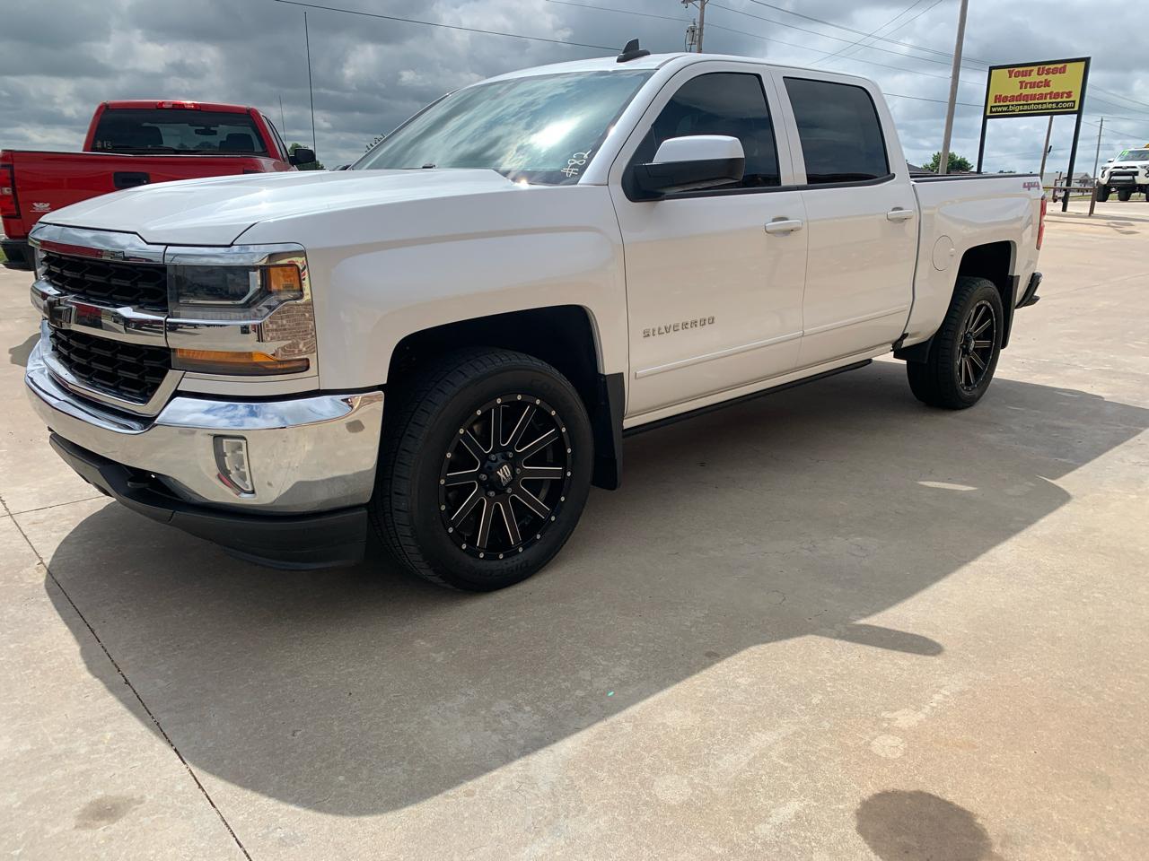 Chevrolet Silverado 1500 4WD Crew Cab 143.5" LT w/1LT 2017