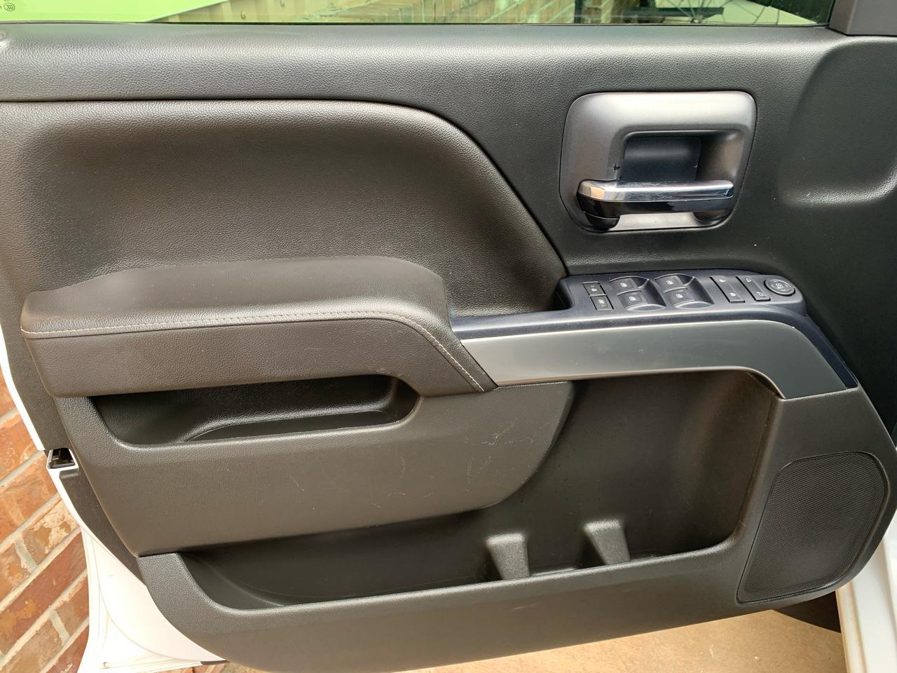 Chevrolet Silverado 1500 4WD Crew Cab 143.5" LT w/1LT 2017