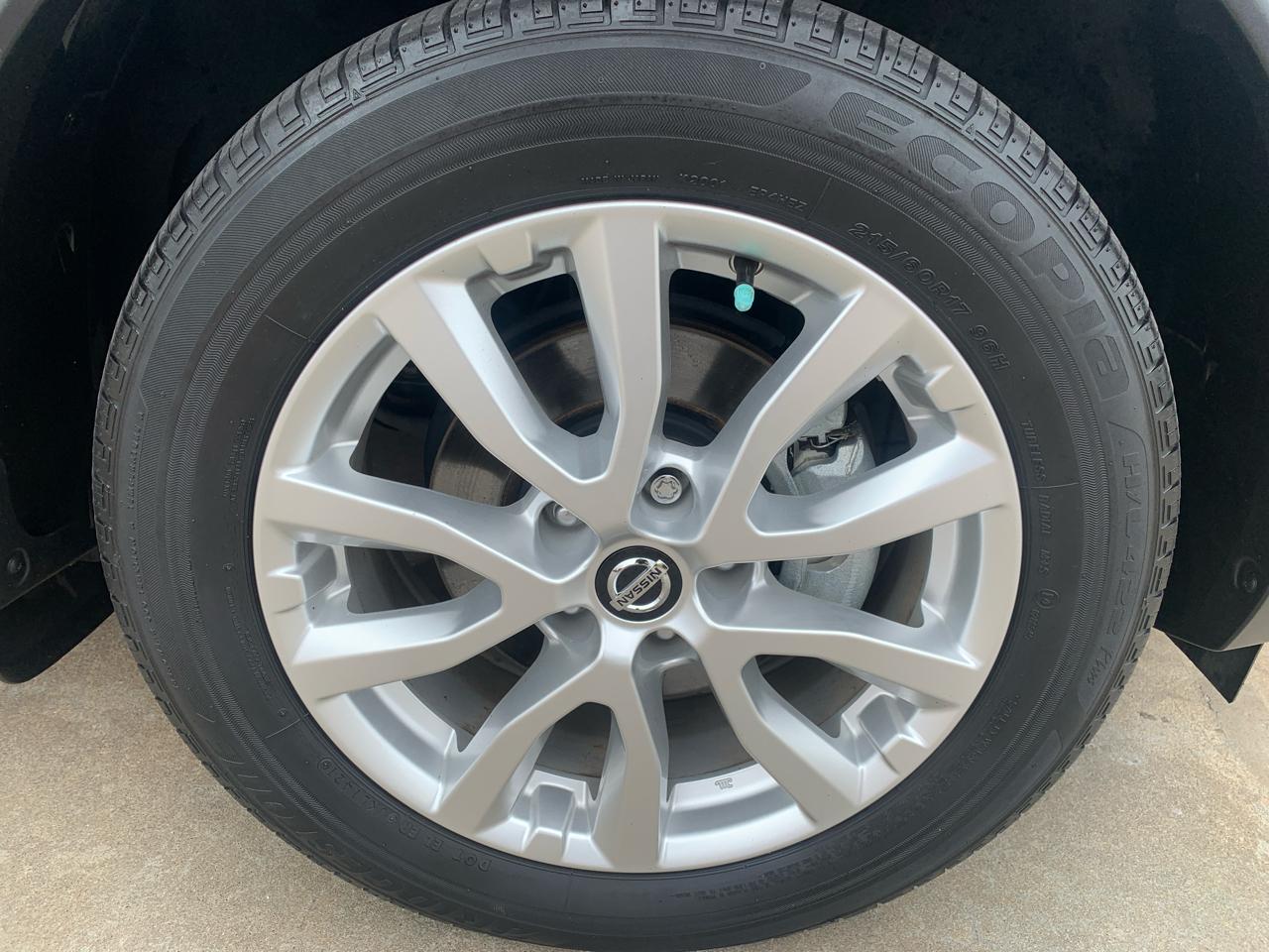 Nissan Rogue Sport FWD SV 2021