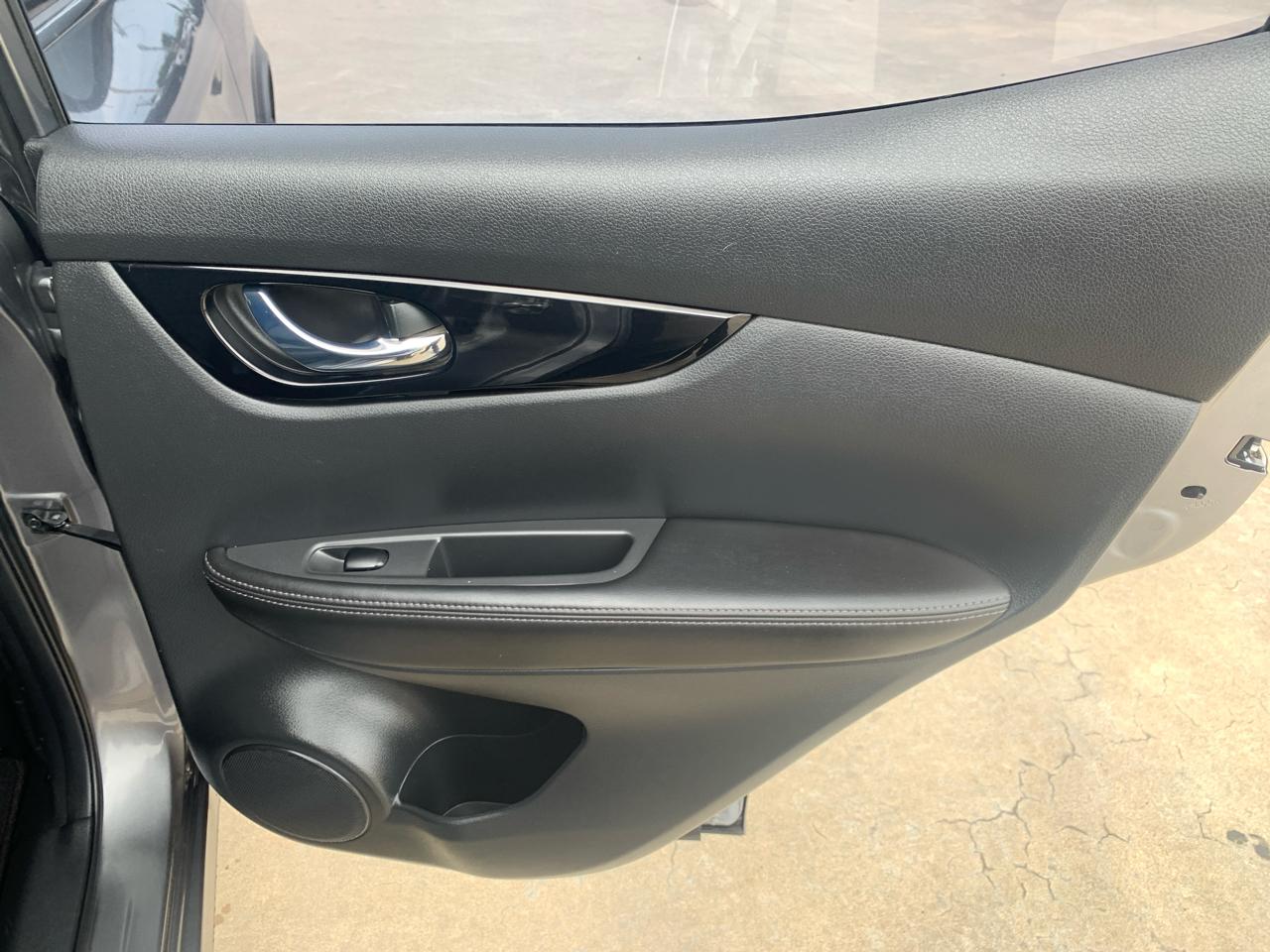 Nissan Rogue Sport FWD SV 2021