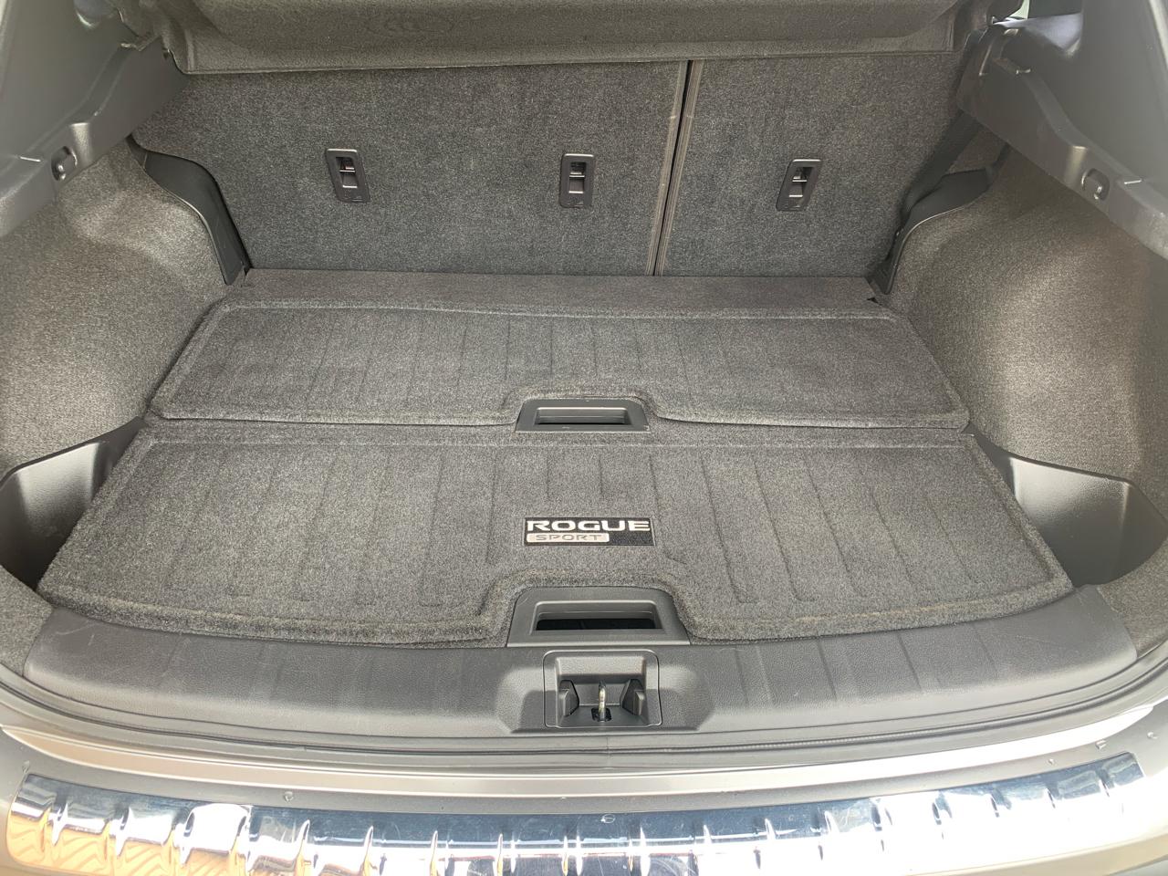 Nissan Rogue Sport FWD SV 2021