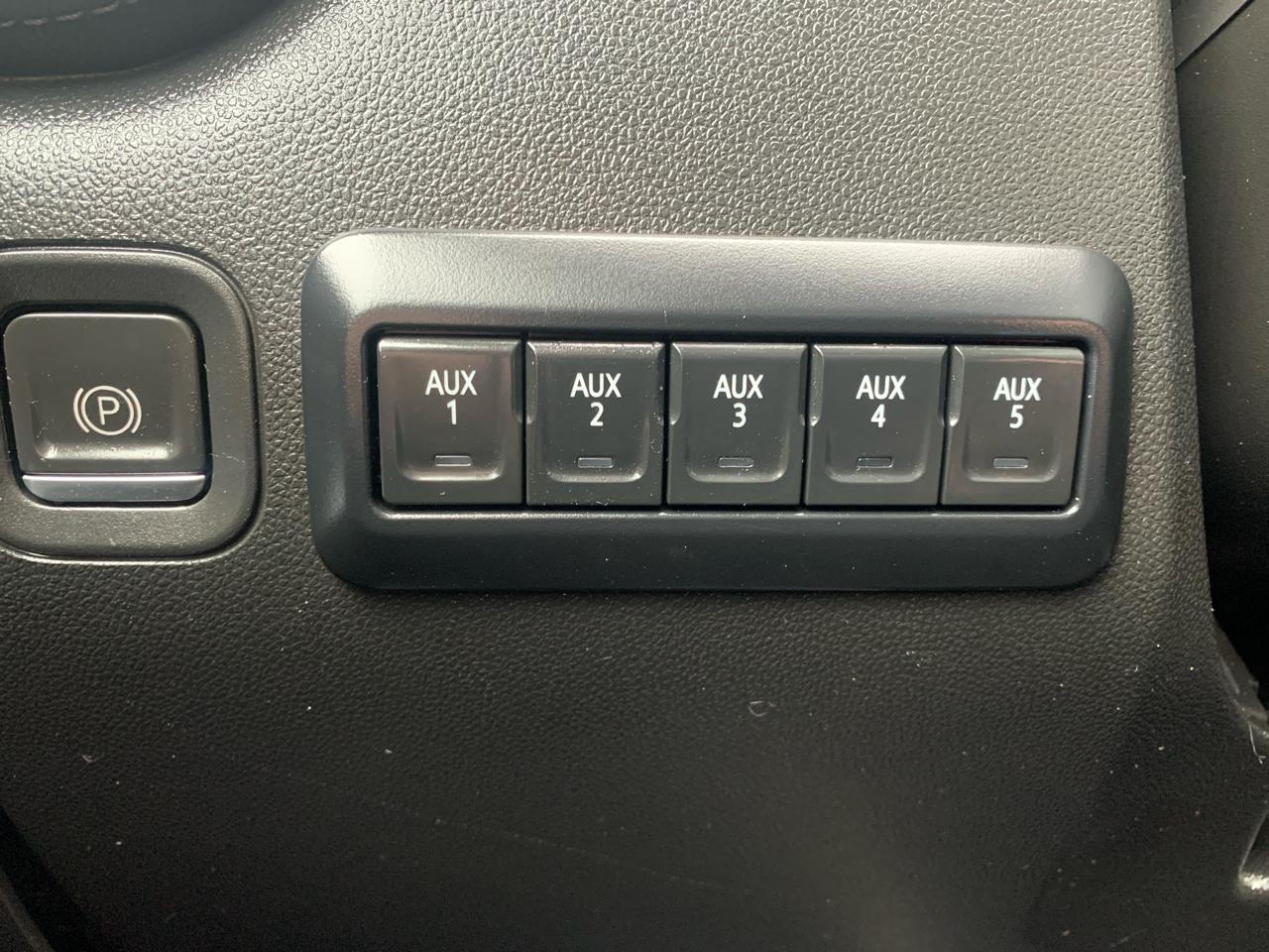 GMC Sierra 2500HD 4WD Crew Cab 172" SLE 2023