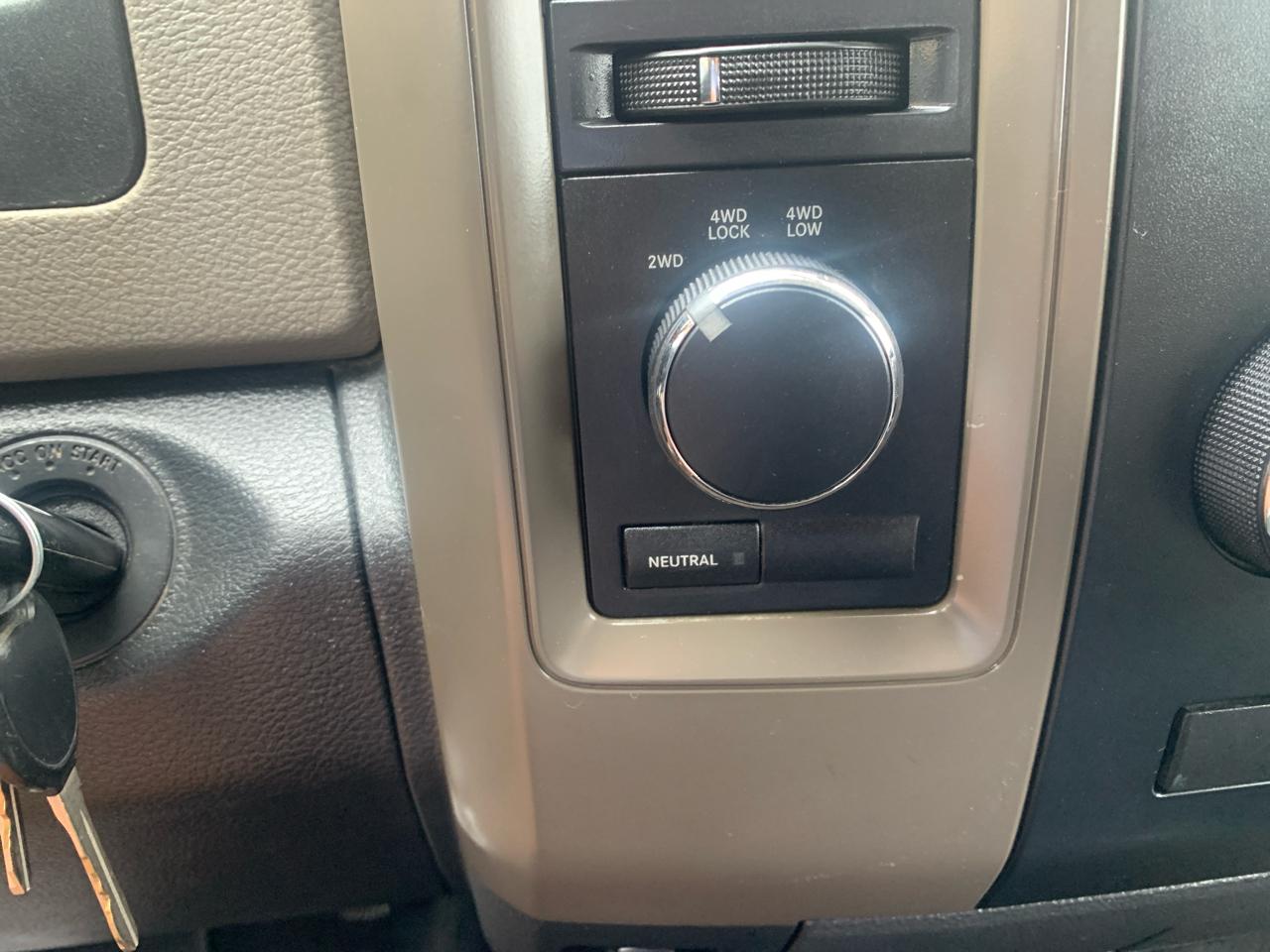 RAM 2500 4WD Crew Cab 169" ST 2012