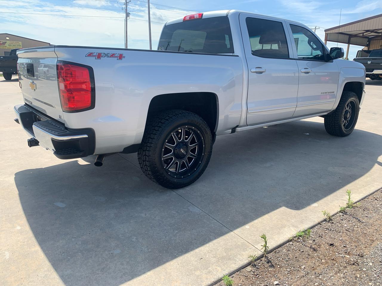 Chevrolet Silverado 1500 4WD Crew Cab 143.5" LT w/1LT 2016