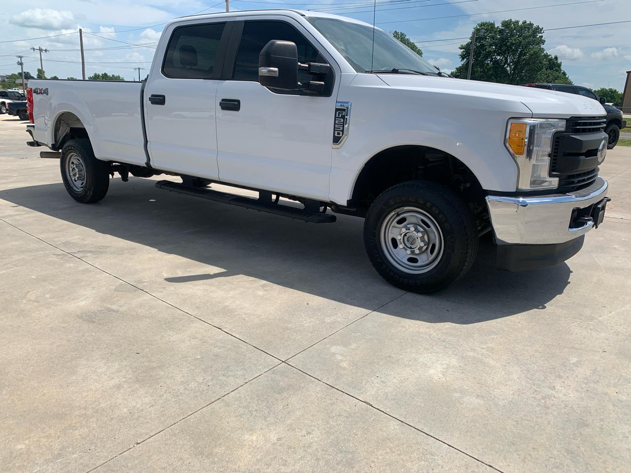 Ford Super Duty F-250 SRW King Ranch 4WD Crew Cab 8' Box 2017