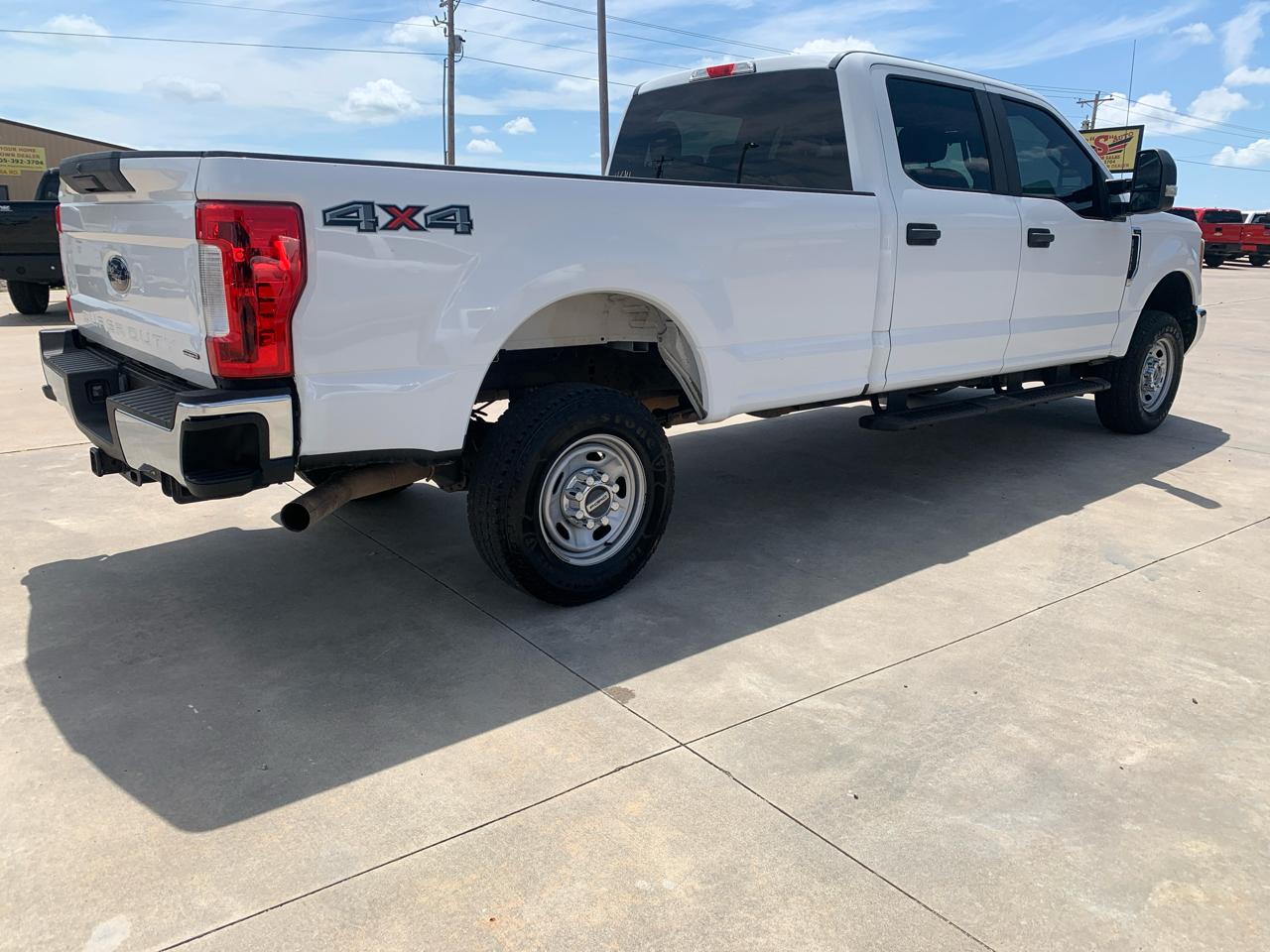 Ford Super Duty F-250 SRW King Ranch 4WD Crew Cab 8' Box 2017