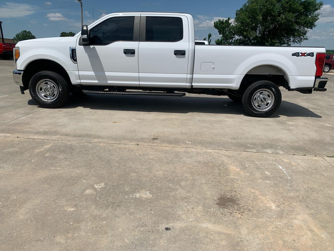 Ford Super Duty F-250 SRW King Ranch 4WD Crew Cab 8' Box 2017