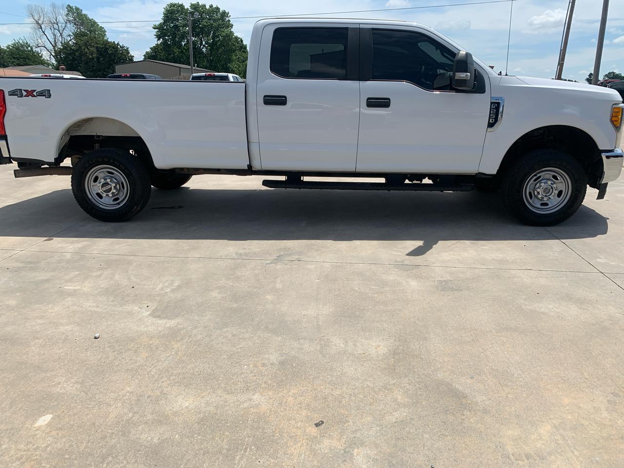 Ford Super Duty F-250 SRW King Ranch 4WD Crew Cab 8' Box 2017