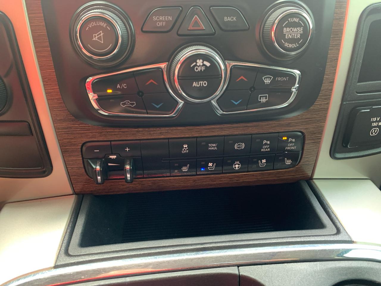 RAM 2500 4WD Crew Cab 149" Laramie 2016