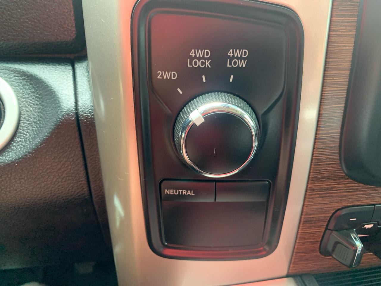 RAM 2500 4WD Crew Cab 149" Laramie 2016
