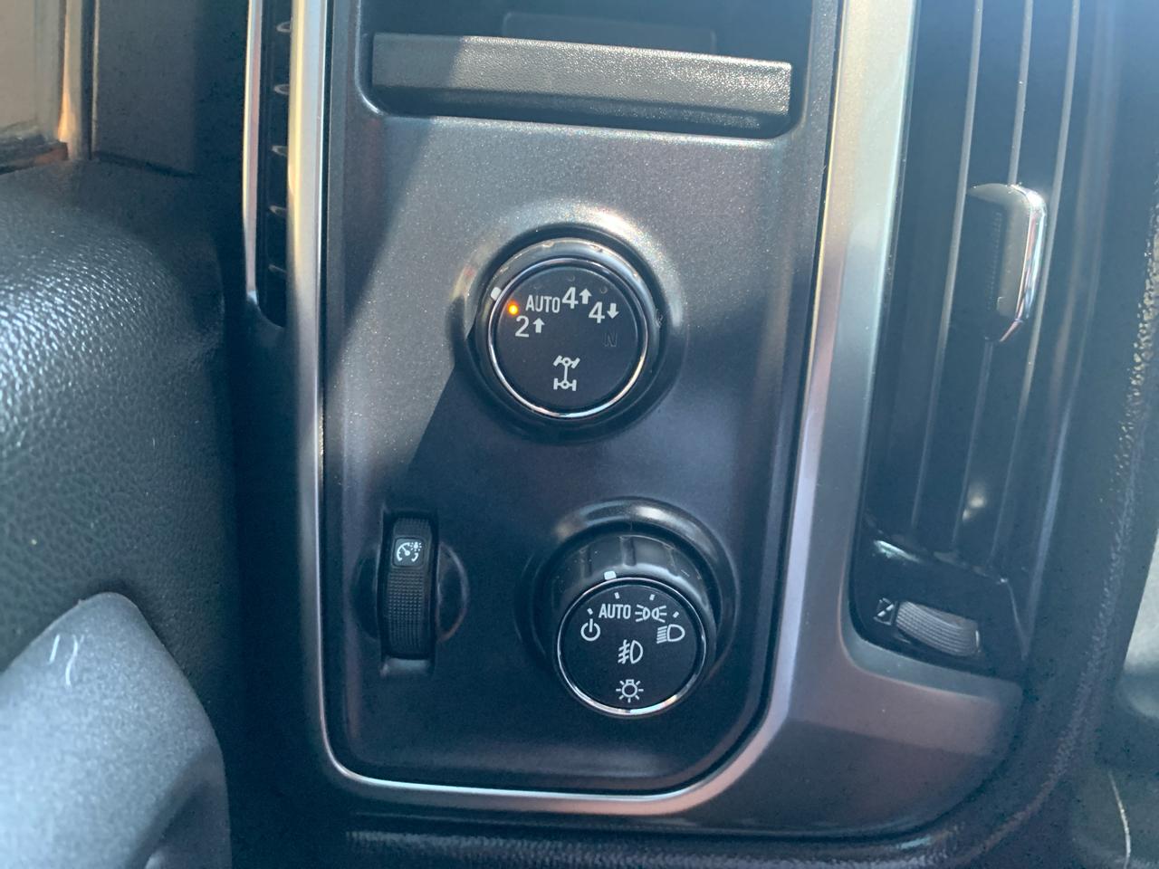 Chevrolet Silverado 1500 4WD Double Cab 143.5" LT w/1LT 2018