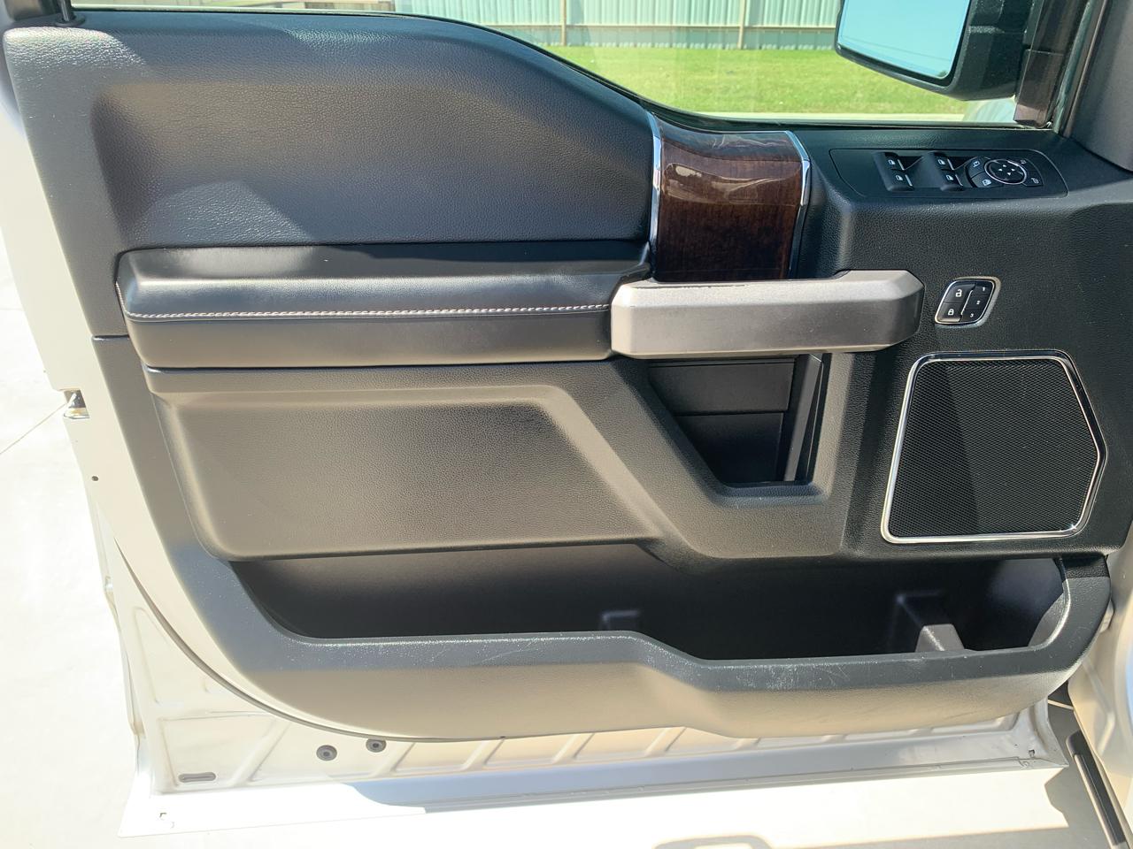 Ford F-150 4WD SuperCrew 145" Platinum 2016