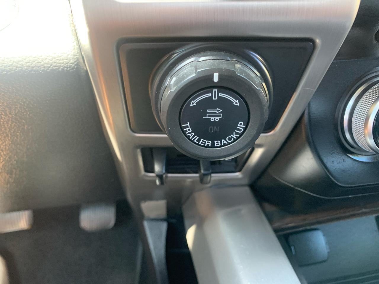 Ford F-150 4WD SuperCrew 145" Platinum 2016